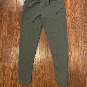 Nike Tapered Dri Fit training pants sz Large Tall